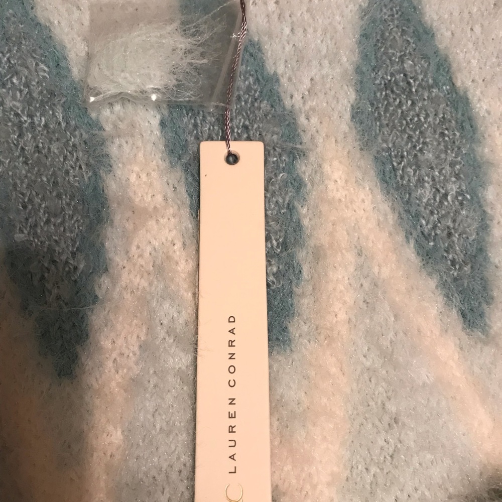 Lauren Conrad sweater - Picture 3 of 3